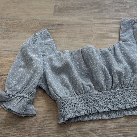 NWT cropped blouse - Picture 4 of 4